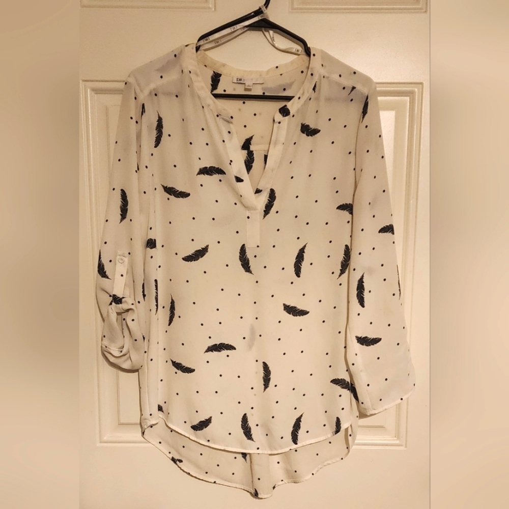 DR2 Large VNeck Blouse Feather / Dot